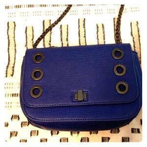 Crossbody or shoulder bag